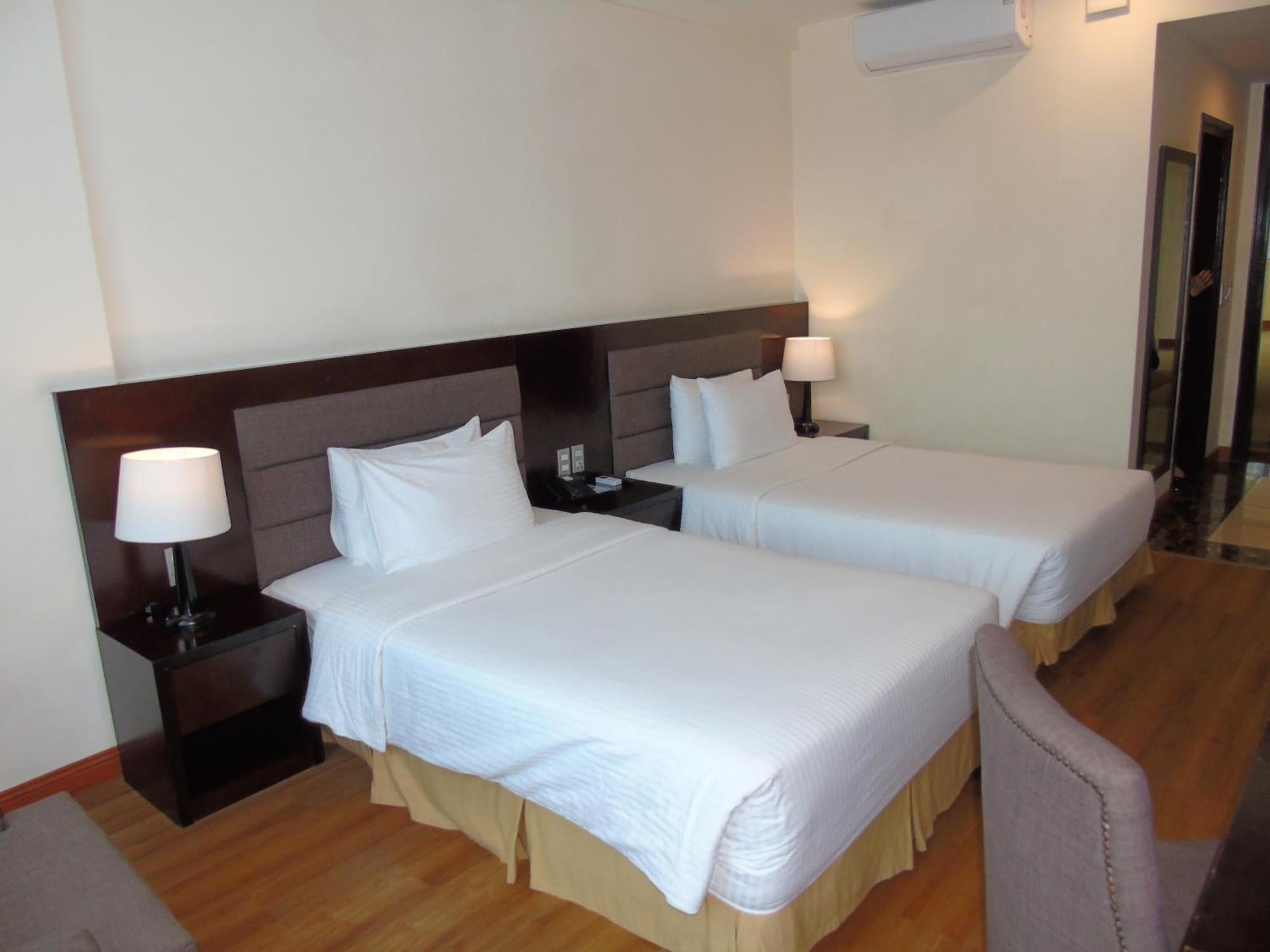 Muong Thanh Vinh Hotel Exterior foto
